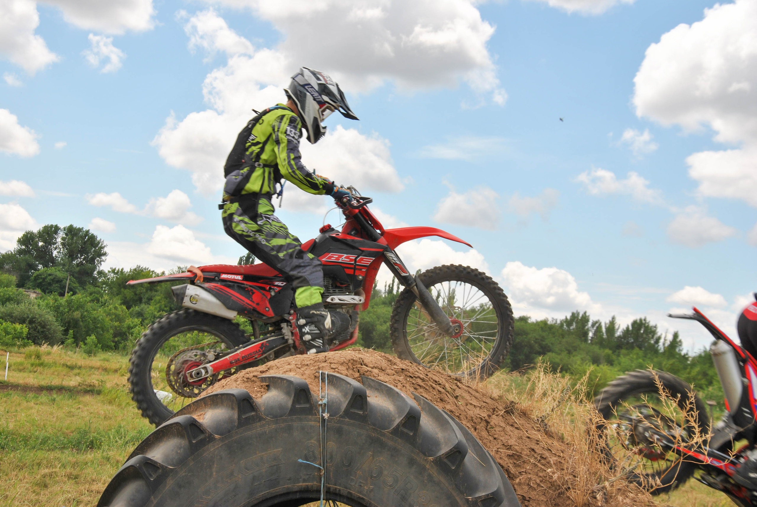Команда BSE Racing Team заняла призовое место в гонке кросс-кантри Команда BSE Racing Team заняла призовое место в гонке кросс-кантри