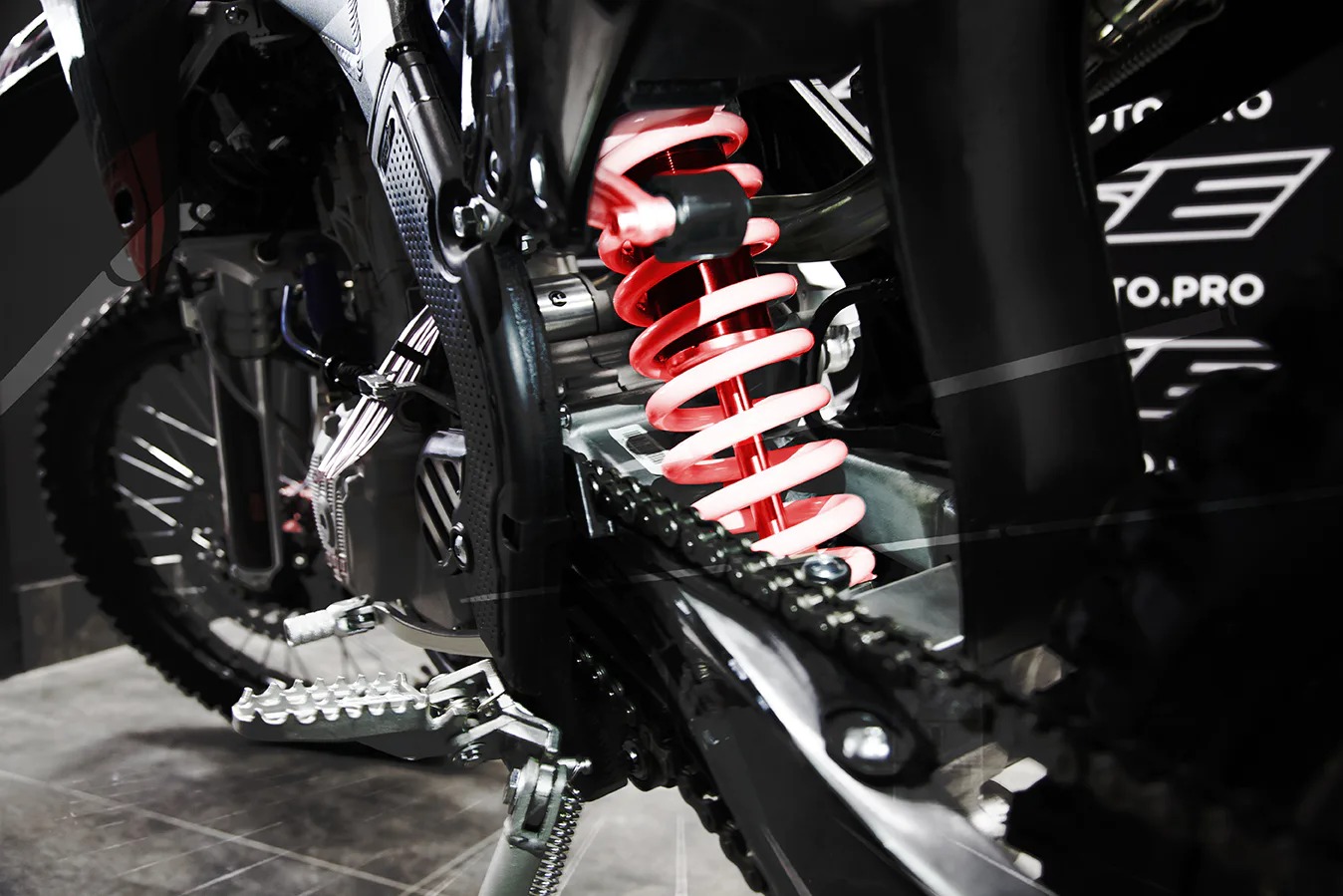 BSE M2 Force Black