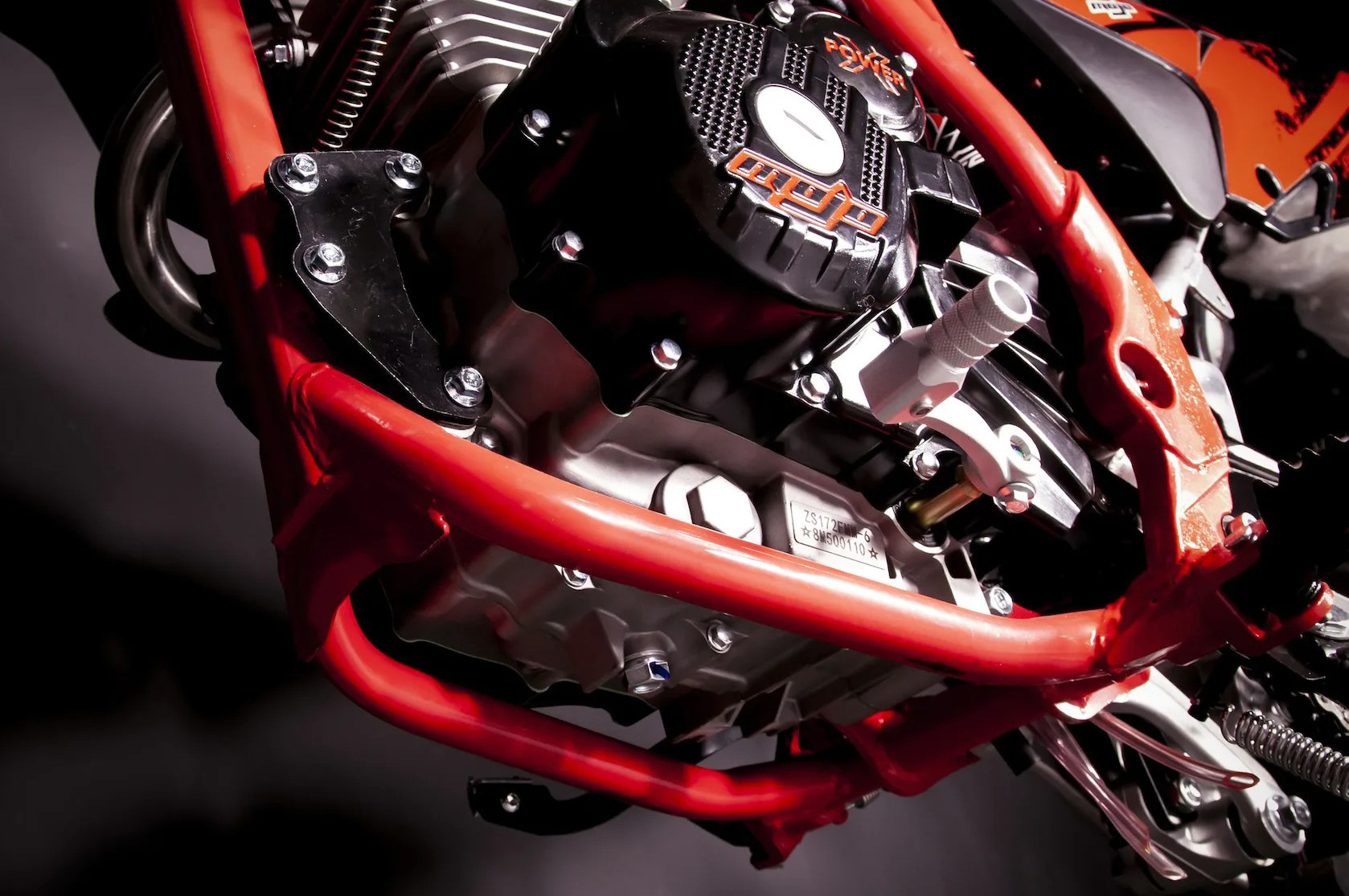BSE Z10 Red Black