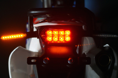 BSE_RearLightPTS_universalPicture