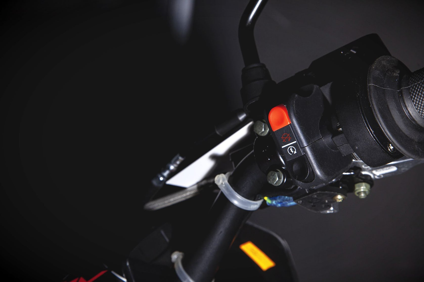 BSE Z1 Y Cortex Black/blue с ПТС